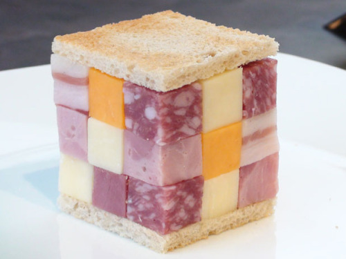The Rubix Cubewich (via insanewiches)